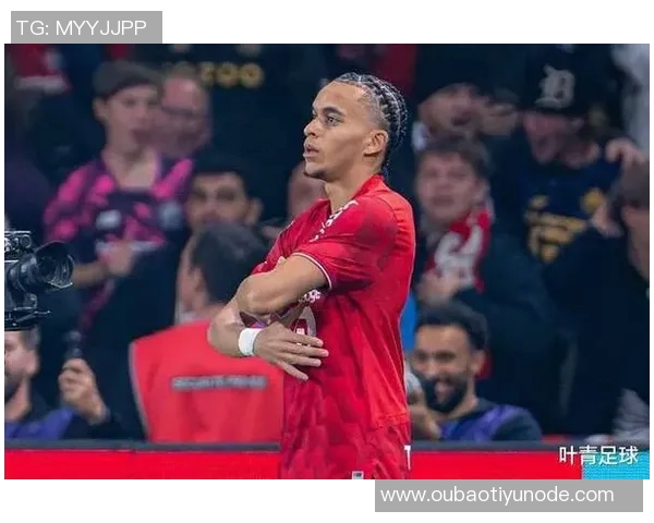 姆巴佩分享弟弟绝平巴黎庆祝瞬间感慨剧情太疯狂我的明星小弟真棒